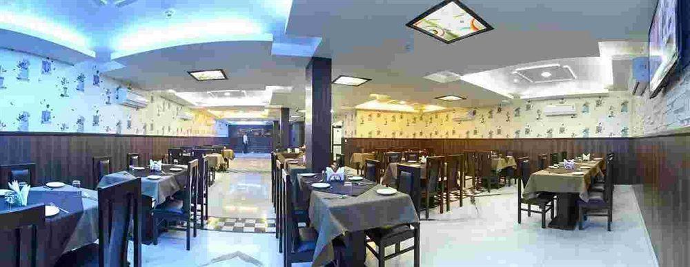 Star Hotel Agra  Exterior photo