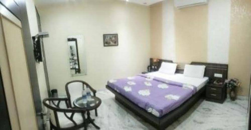 Star Hotel Agra  Exterior photo