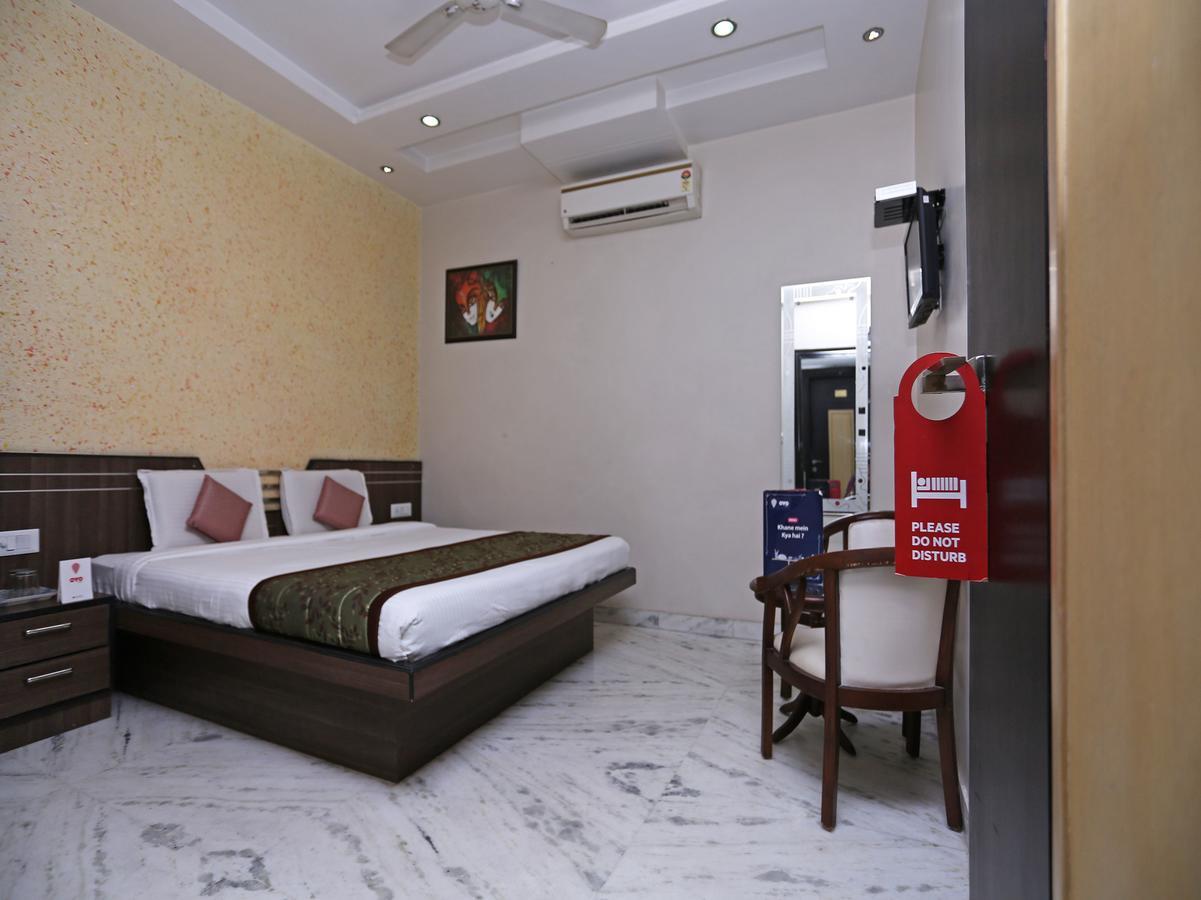 Star Hotel Agra  Exterior photo