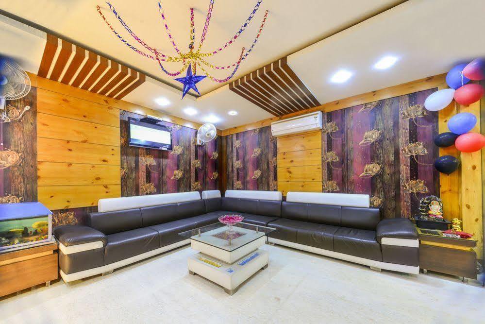 Star Hotel Agra  Exterior photo