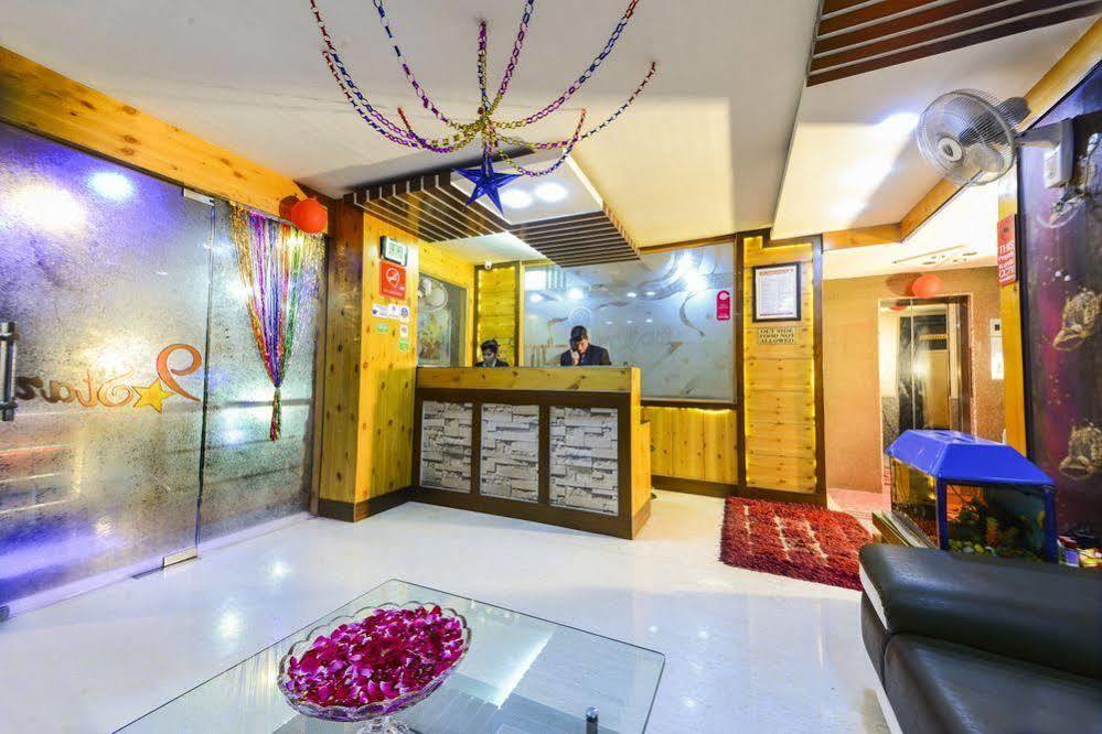 Star Hotel Agra  Exterior photo