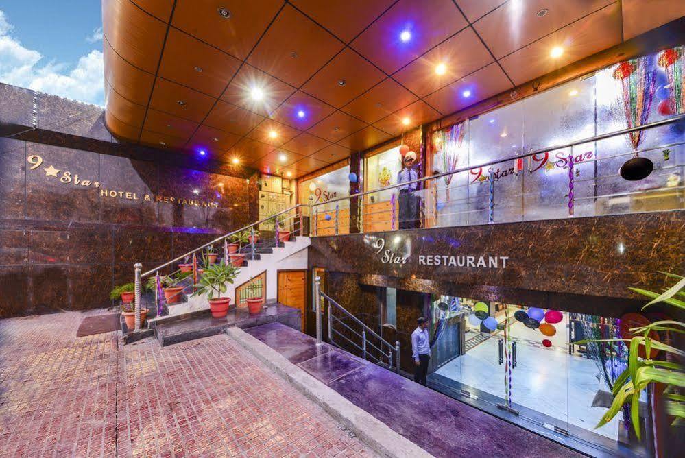 Star Hotel Agra  Exterior photo