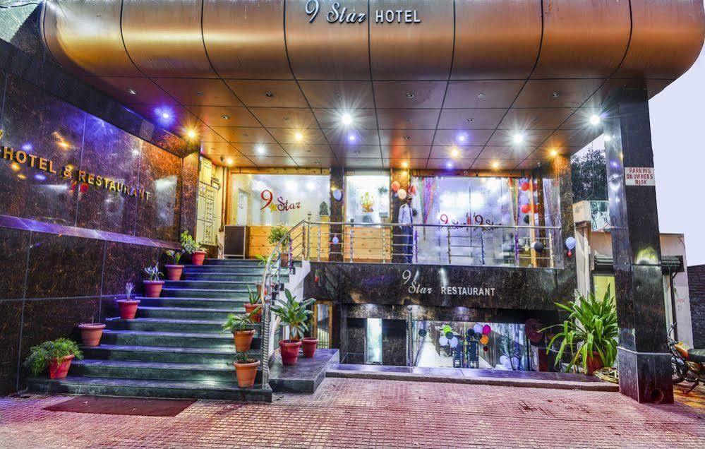 Star Hotel Agra  Exterior photo